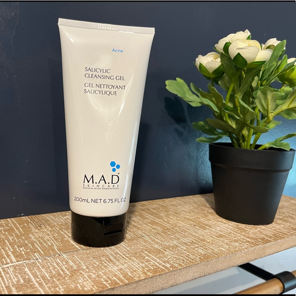 MAD Skincare SALICYLIC CLEANSING GEL 6.75 oz tube